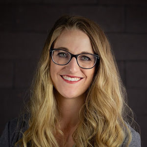 Meet your Posher, Caitlin